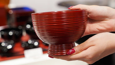 <span class="n-pref">福井県</span><p class="n-ite">越前漆器</p>