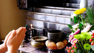 <span class="n-pref">滋賀県</span><p class="n-ite">彦根仏壇</p>