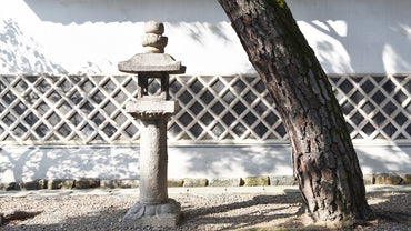 <span class="n-pref">京都府</span><p class="n-ite">京石工芸品</p>