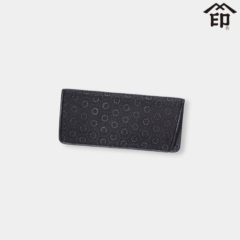 【メガネケース】メガネサック 亀甲 (黒地x黒漆) | 甲州印伝 | 印傳屋