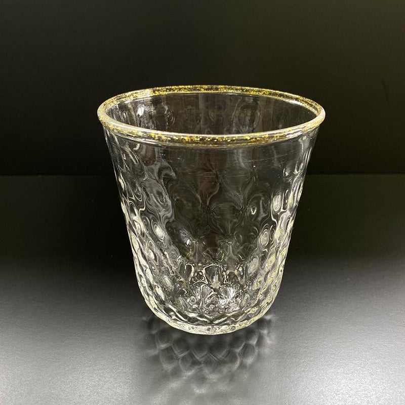 SUN GLASS STUDIO KYOTO 煌グラス、吹きガラス仕上げで口縁に金箔をあしらった透明グラスの正面｜京都・SUN GLASS STUDIO KYOTO