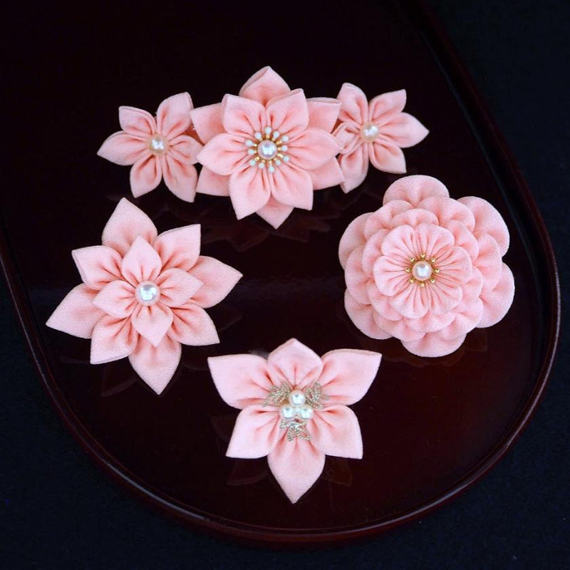 【アクセサリー】桜 (バレッタ、三角ブローチ、四角ブローチ、丸ブローチ 4点セット ) | つまみ細工
