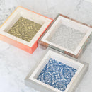 【アートパネル】春 露草 (S) | 金銀砂子細工 | 逸品集（菊池襖紙工場）