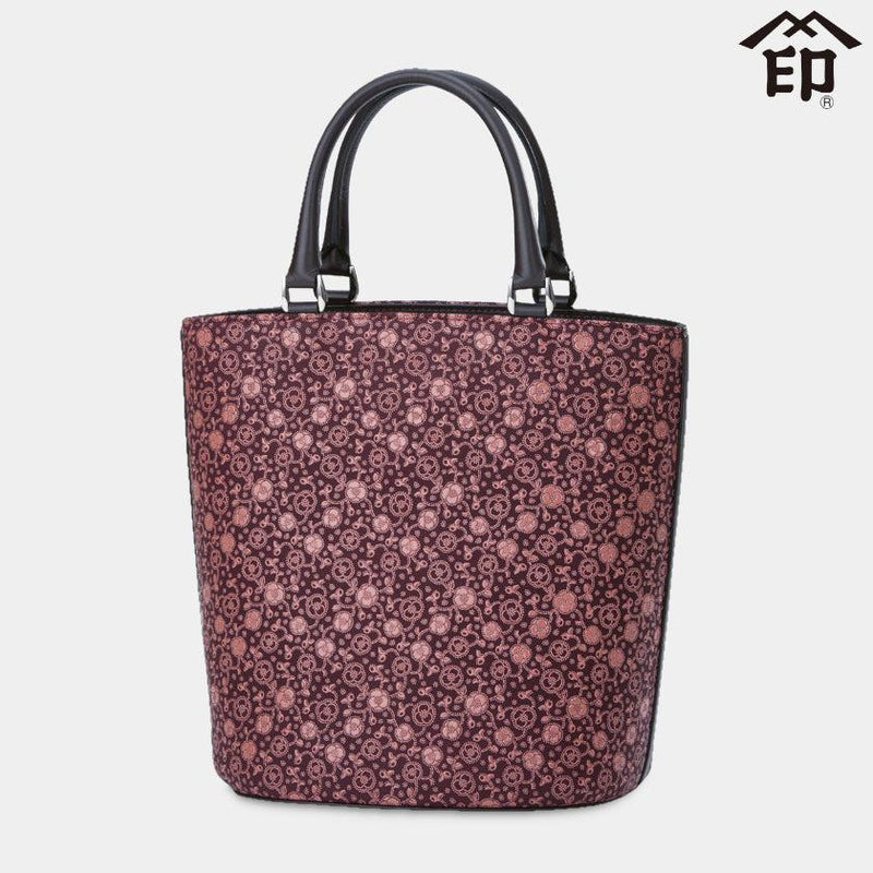 【バッグ】69手提げ 椿 (黒地×ピンク漆) | 甲州印伝 | 印傳屋