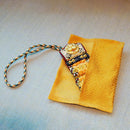 内袋の柄は、商品によって異なる場合があります。