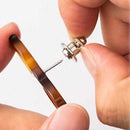 【ピンバッチ】ラペルピン・メガネホルダーになるピンバッチ megane pin (ブラウン) | 鯖江の眼鏡 | 匠市