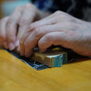 【扇子】女持 干支扇子 丑 赤溜塗 本金砂子 2 | 江戸扇子｜雲錦堂 深津扇子店