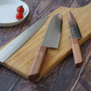 【牛刀】210mm 高炭素ステンレス鋼割込 磨きダマスカス 樫八角柄-柿渋仕上- | 堺刃物 | 山脇刃物製作所